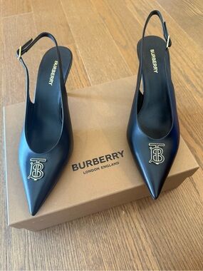 Burberry Black Leather Pointed Slingback Pumps with Gold TB Logo